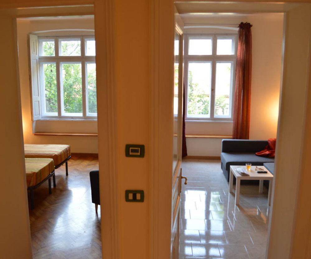 Casa Vacanze All'Angolo Trieste Eksteriør billede